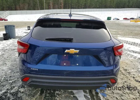 2024 Chevrolet Trax Ls z USA, uszkodzony, nr VIN KL77LFE25RC201162